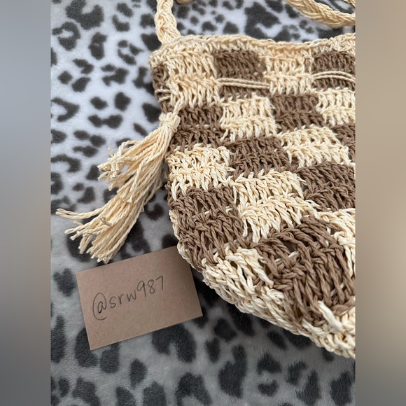 Lu & Elle The Sundrift Tassel Bucket Bag Handwoven Natural Tones Checkered - Picture 9 of 17